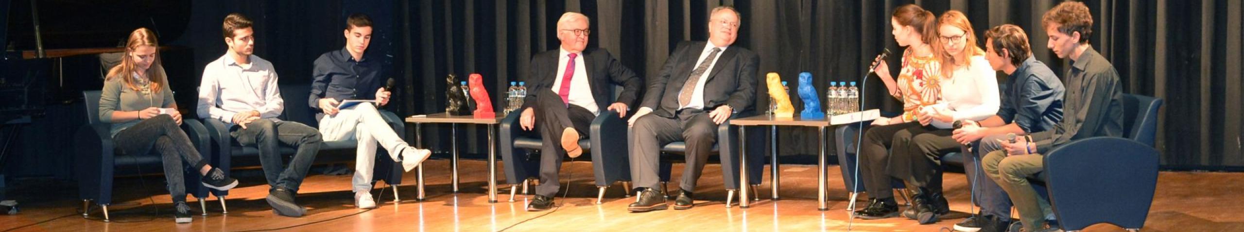 Besuch des deutschen Außenministers Frank-Walter Steinmeier und seines griechischen Amtskollegen Nikos Kotzias in der Deutschen Schule Athen