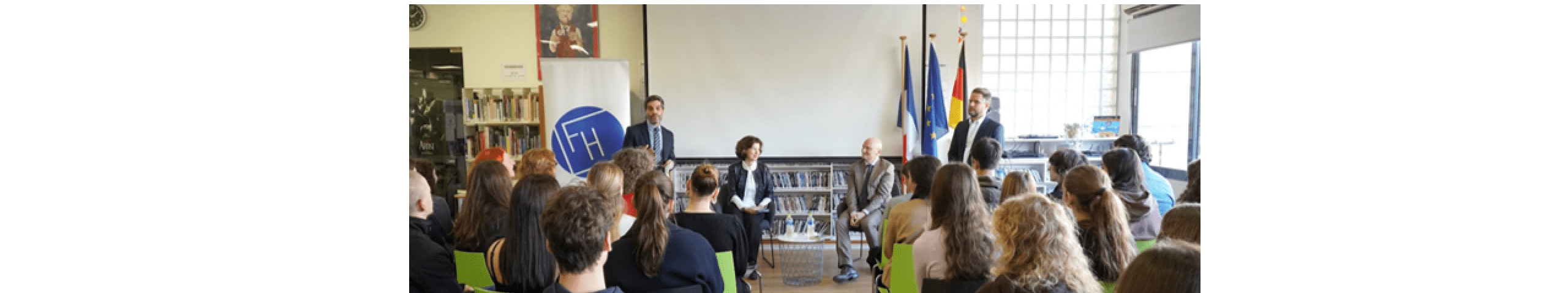 Besuch der Französischkurse des Jahrganges 10 und 12 beim Lycée franco-hellénique Eugène Delacroix