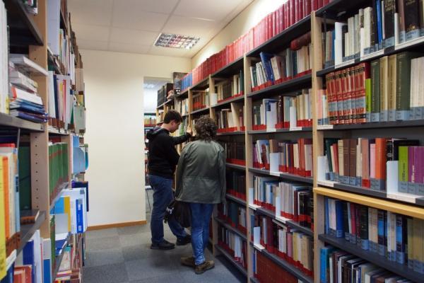 Schulanlage Bibliothek Gal 2